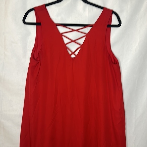 SOPRANO BRIGHT RED FLOWY DRESS (L) - Picture 4 of 8